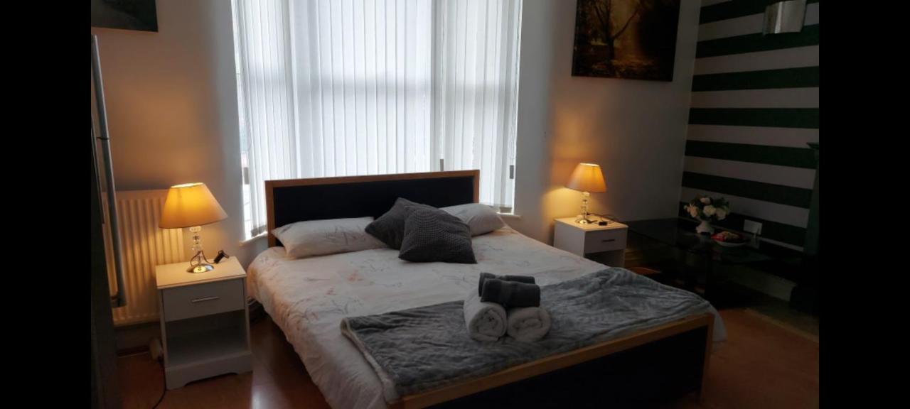 Spacious Double Room In Anfield 利物浦 外观 照片